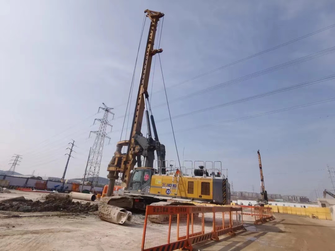 我的地盘我承包！徐工旋挖钻机助建徐州地铁站