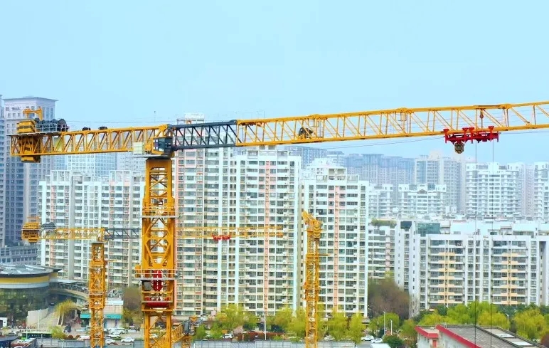 大塔典范 | 徐工XGT1350-64S助建西安城市综合体
